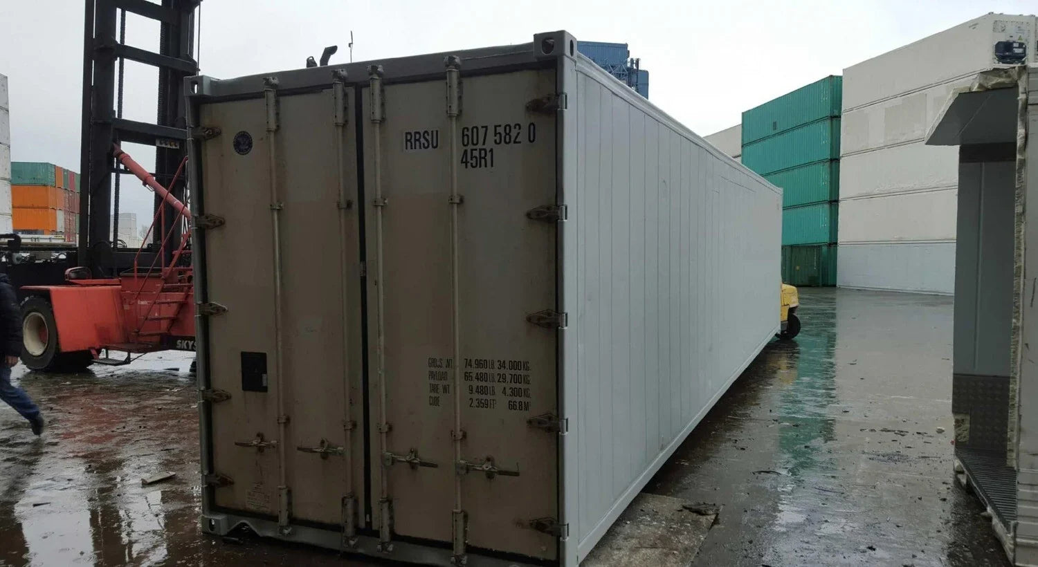 40 FEET ISOTHERMAL CONTAINER