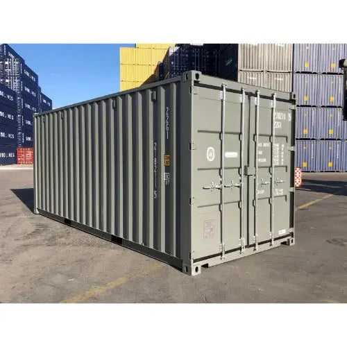 New 20-foot dry shipping container 